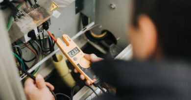 Electrical Expertise: A Closer Look at Sunshine Coast's Commercial Electrical Services